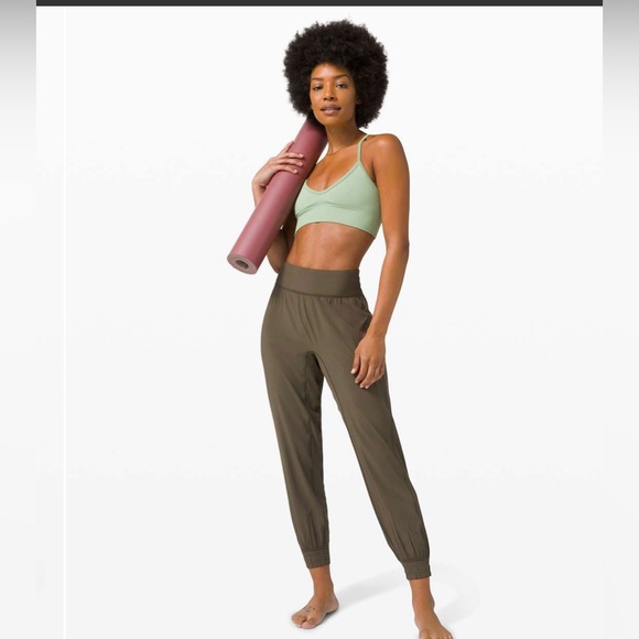 Lululemon Sun Setter Jogger *28